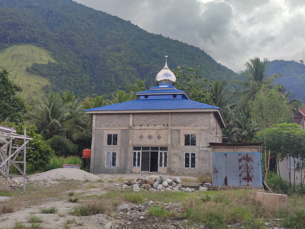 Masjid Dusun 1 Desa Bobo, Kecamatan Dolo Barat Kabupaten Sigi