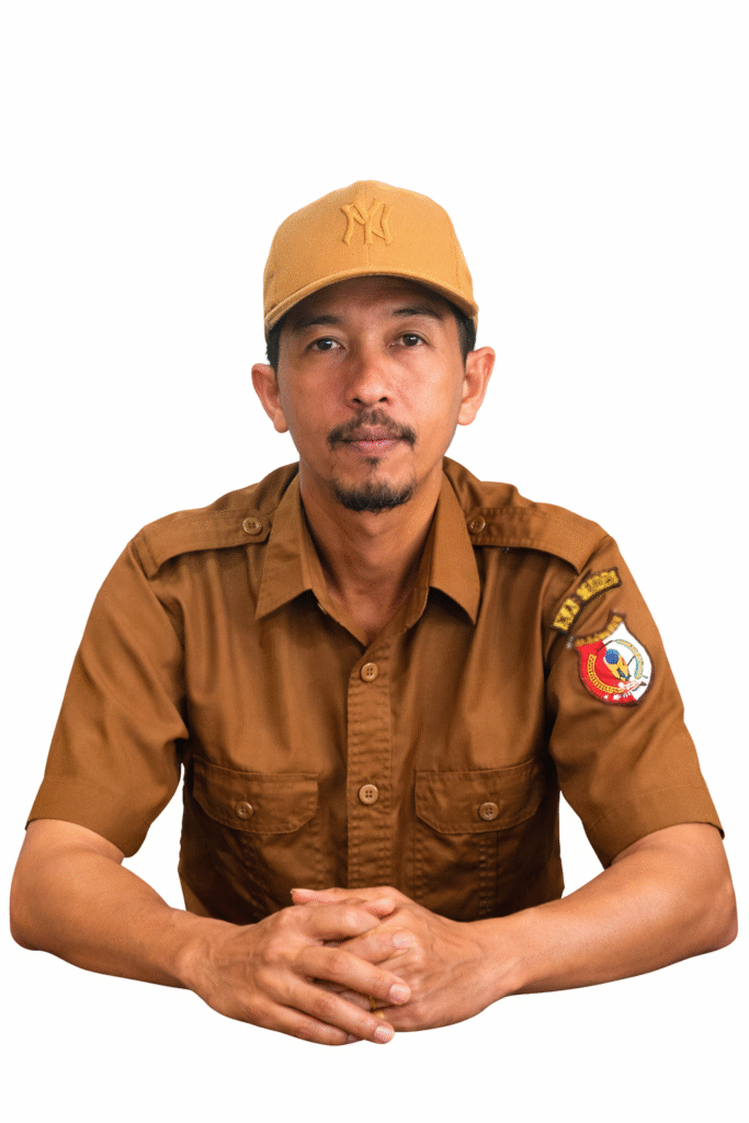 Sukri, SH Sekretaris Desa Bobo Kabupaten Sigi